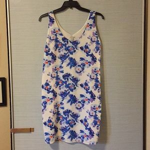 NWOT 🌺Watercolor floral sundress🌺